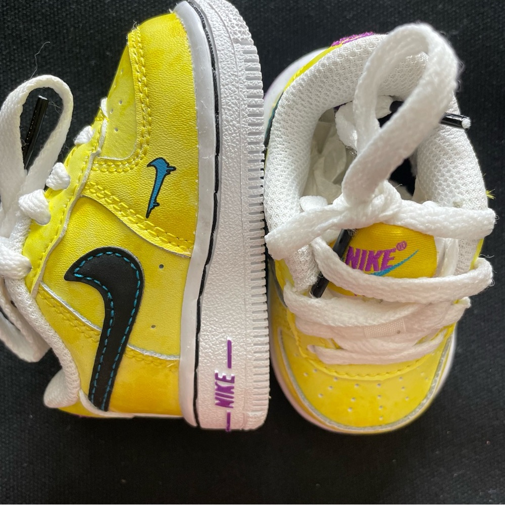 Nike Air Force 1 Lv8 Yellow Low DC 73322-700 Toddler